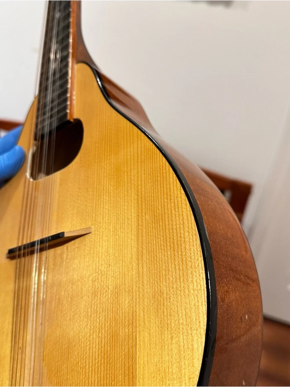 Vintage Mandolin with Natural Wood Finish - Picture 3 of 6